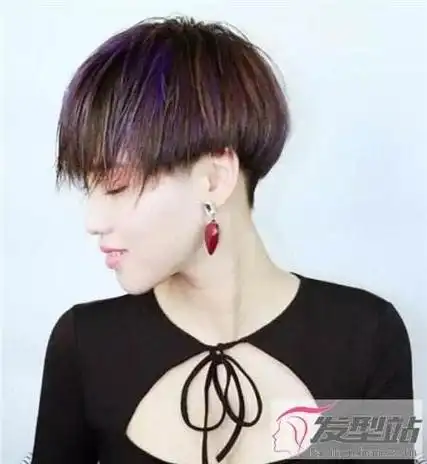 女生两侧铲青 女生铲青马尾发型-图片大观-奇异网