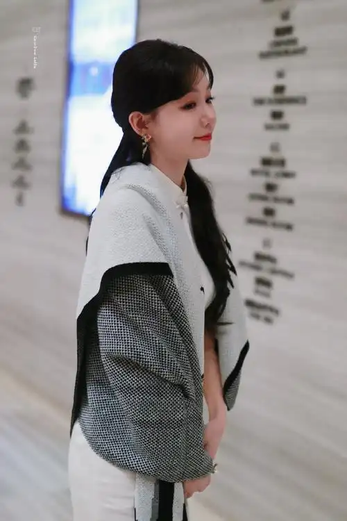 徐梦洁旗袍造型##徐梦洁手臂线条