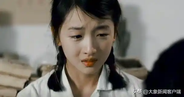 大象夜读|周冬雨自称"高级脸",网友花式吐槽让人笑不活