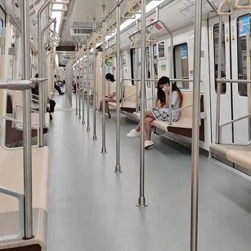 地铁上の随手拍