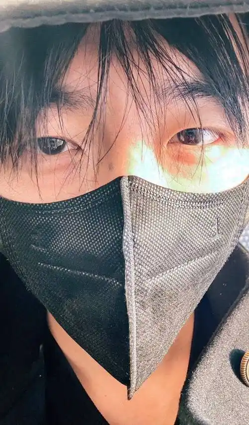 刘宇宁否认出演《将门毒后》,晒素颜照回应:没接到过剧本,别骂