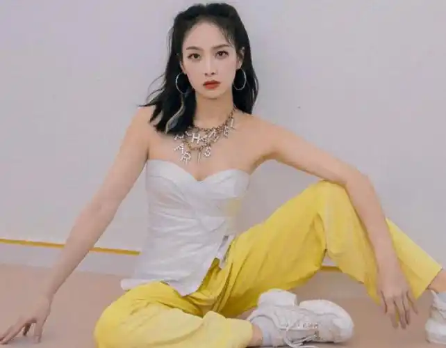 王牌对王牌热巴和宋茜(宋茜杨幂王牌对王牌)