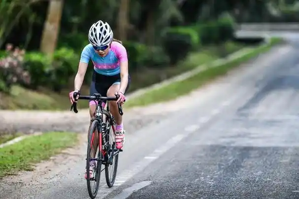 单车骑行有些不成文的规矩可以收藏