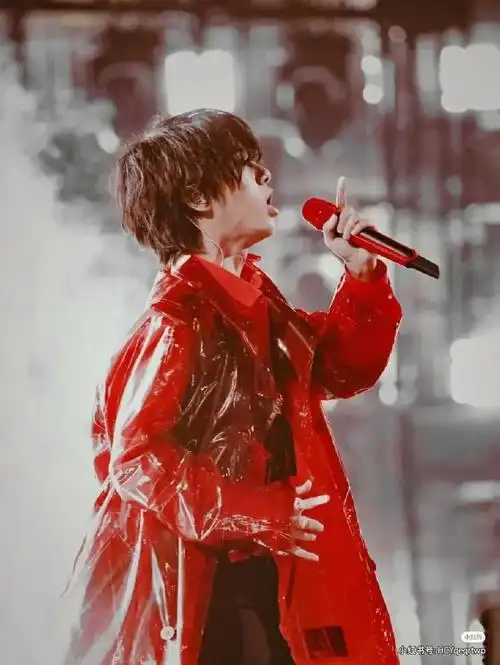 红色系列图片华晨宇