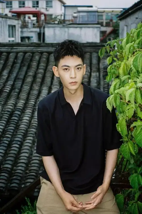 专访唐晓天从超模到演员年轻就是敢zuō敢当