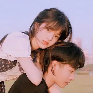 情头高清情侣双人,做个最幸福的人让你羡慕吧-情侣头像