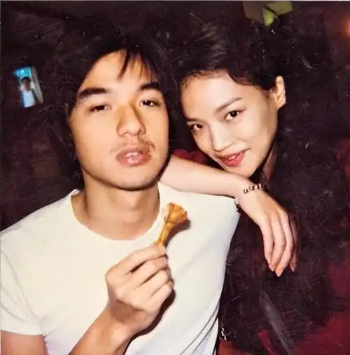 冯德伦舒淇感情经历(冯德伦与舒淇,20年的相处,终成眷属,婚后6年无