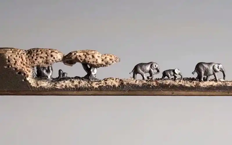 【铅笔雕刻】微雕艺术家,在铅笔芯上雕刻动物