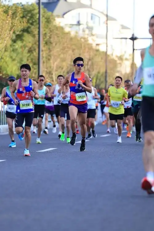 马拉松一般人能跑下来吗