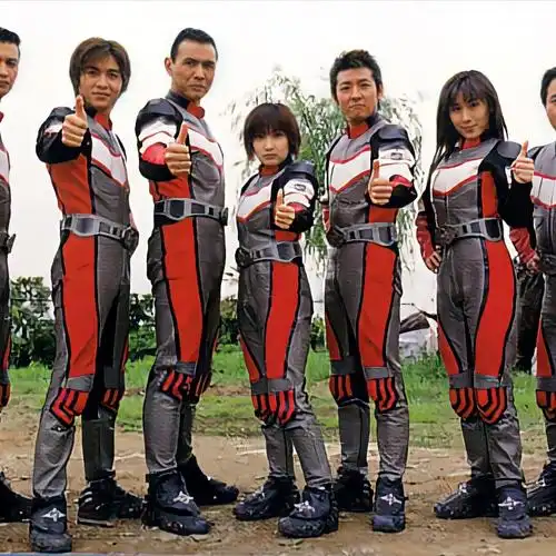 超真系列人偶手办大古胜利队特利迦光之巨人模型摆件 超可动迪迦盒装