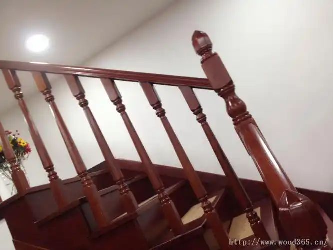 上海木楼梯楼梯装修 实木楼梯价格 实木楼梯定制 室内木楼梯