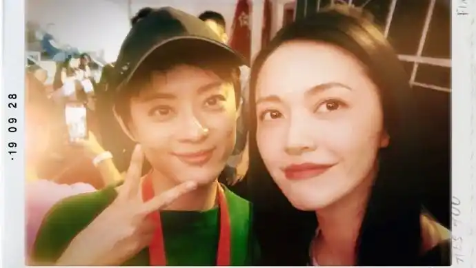 众星献礼祖国华诞,姚晨孙俪佟丽娅同框比美,王力宏激动过头