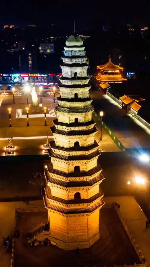 白天叫滑县,晚上就变成了盛世大唐,假如你没有见过旷世辉煌,那您就来