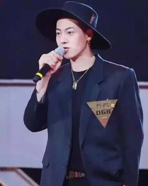 权志龙师弟,最具冠军相的快男开始不灵了?养鸡有话说!