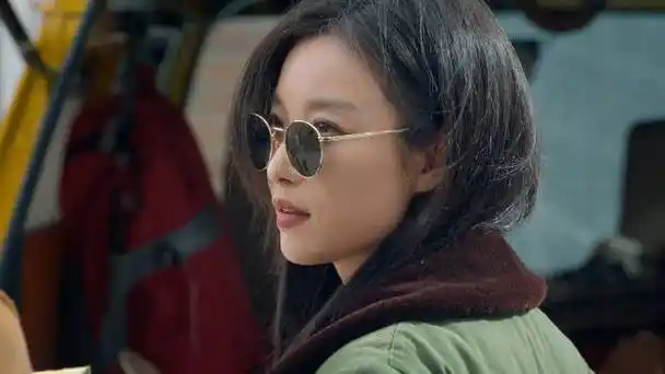 倪妮沙漠bqueen##倪妮好飒