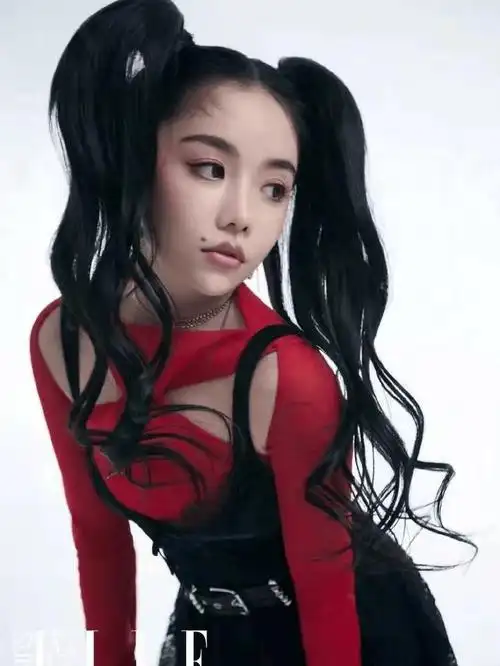 安崎superelle欣漾杂志大片怀揣憧憬重温经典