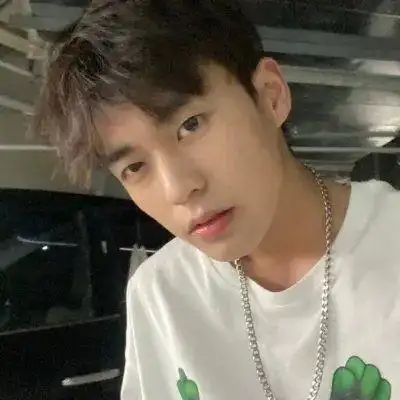 五官超精致帅哥头像高清图片 暖男头像帅气阳光真人治愈系_男生头像