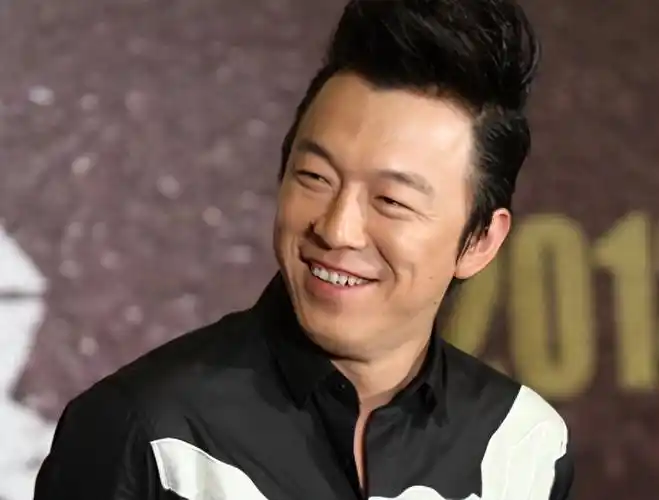 回顾光环之外的黄渤是个怎样的人