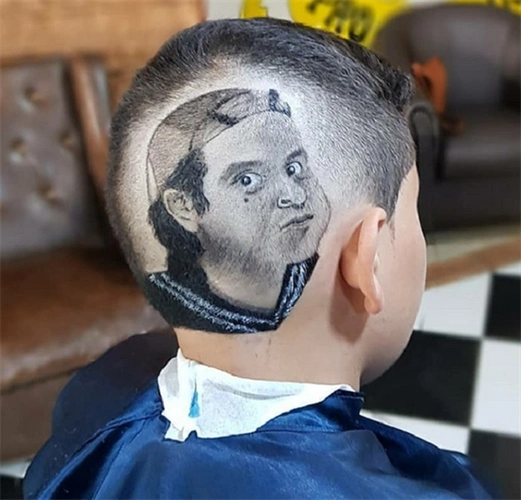 小男孩铲青雕刻 夏季酷炫潮童发型_儿童发型 - 美发站