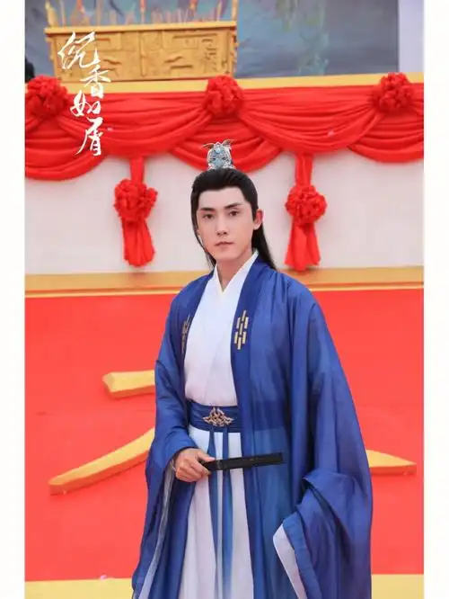 张睿  #沉香如屑  不要嫌弃小黑鱼的刘海了啊我们再长长就没了小河沣