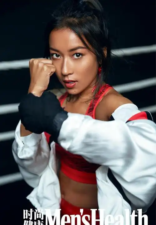 吉克隽逸翘臀黑肌肤超性感爆表运动时尚大片