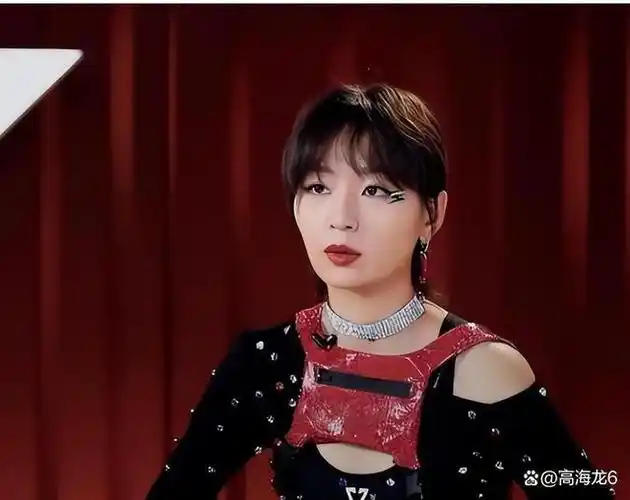 20年前超女现状李宇春患重病张靓颖被骗6亿她却成人生赢家