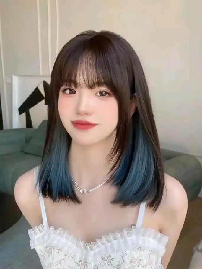 夏季必备清凉款锁骨发 挂耳染.喜欢可以约起!接发染发可以上门 - 抖音