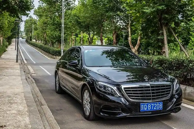 试驾奔驰s400l 细节值得反复品味