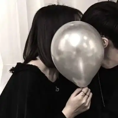 情侣头像黑白霸气一对2019最新 愿有人陪你一起颠沛流离