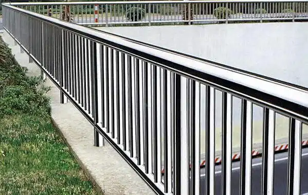 室内上海定制不锈钢室外楼梯扶手防护栏安全围栏楼梯扶手