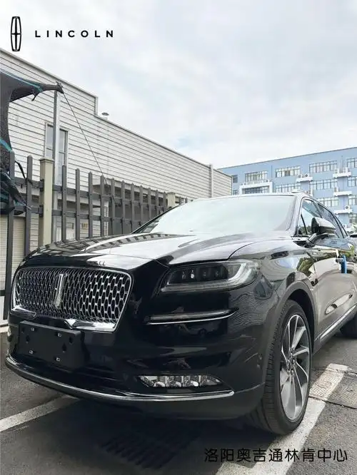 经典林肯航海家现车到店-至高5万元购车补贴