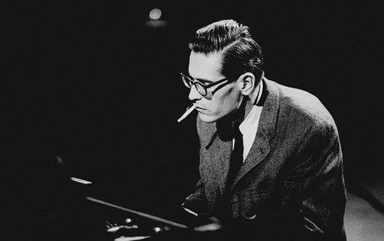 bill evans,爵士乐传奇钢琴家!以后波普风格征服全球耳朵.