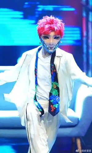 刘雨昕 刘雨昕壁纸 蒙面舞王守擂战