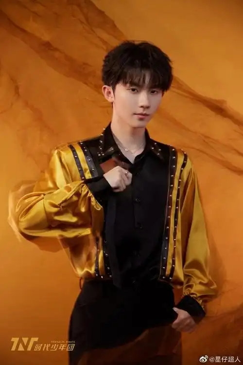 时代少年团理想之途首唱剧照##时代少年团东方卫视跨年理想之途首唱