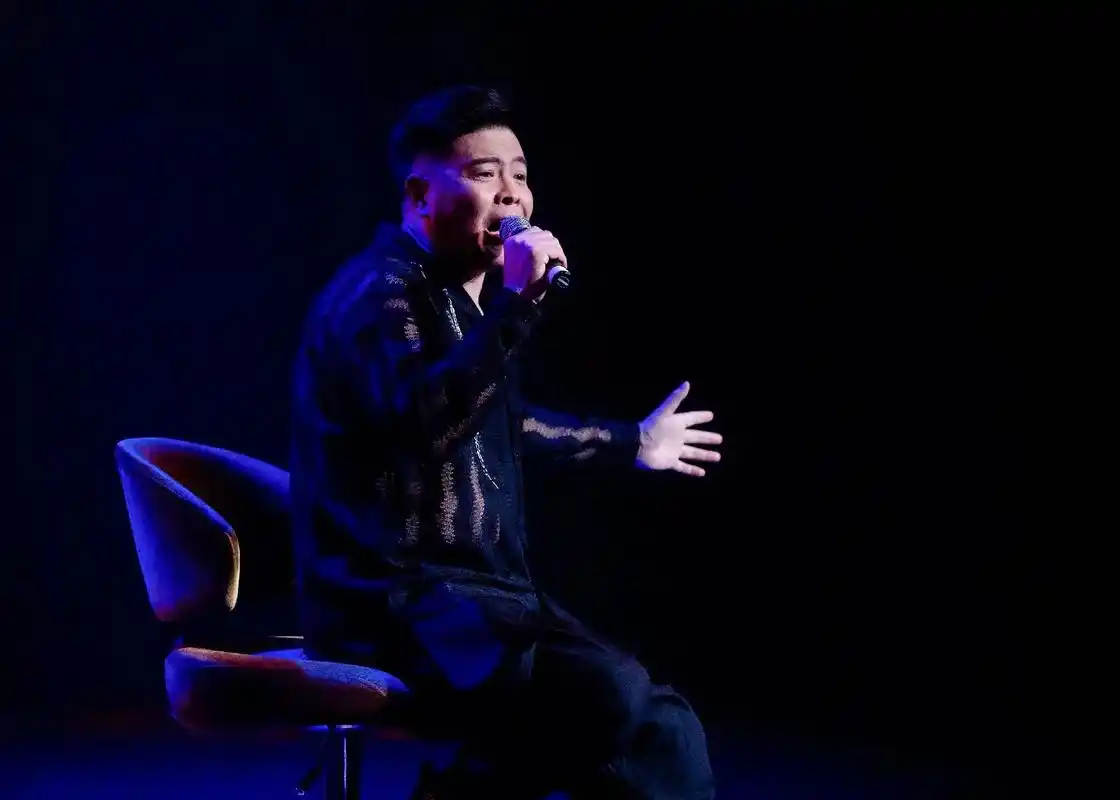 纪念张国荣演唱会演出照片#爱音乐爱生活 #因为热爱所以坚持  - 抖音