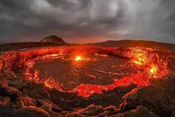 世界十大地理奇观 伯利兹蓝洞上榜,第八是"地狱之门"