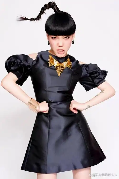 吴莫愁经纪人明星演出