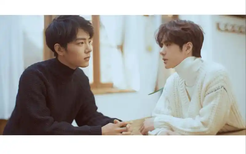 王一博肖战博君一肖时尚芭莎婚庆公司采访合集