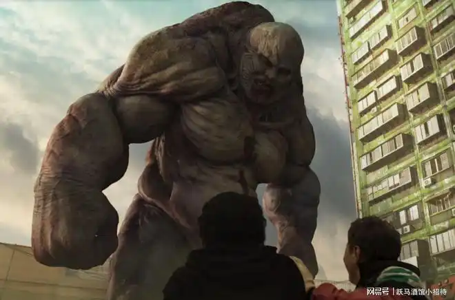 一个十分注重外在的男人,他渴望成为影视剧里那些荷尔蒙爆表的肌肉男