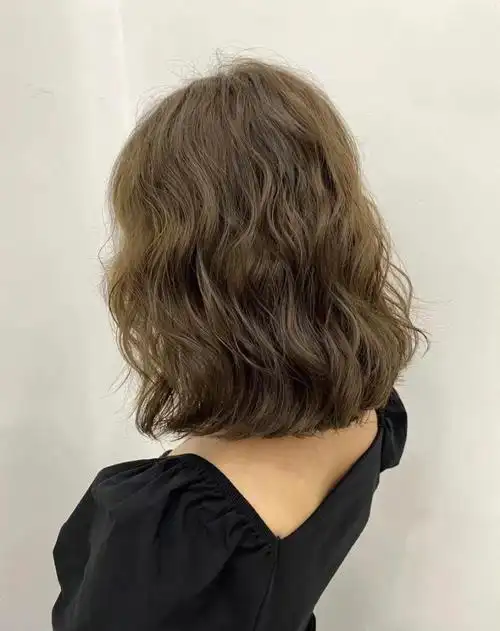 齐肩中短发蛋蛋卷慵懒随性自然好打理#杭州烫发 #杭州染发 #蛋蛋卷