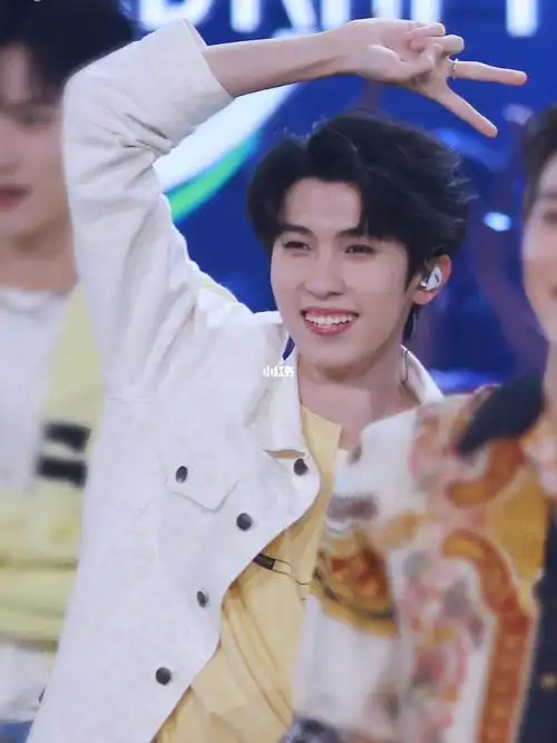 元气少年林墨#林墨#林墨0106生日快乐#黄其淋#into1林墨#into1林墨#林