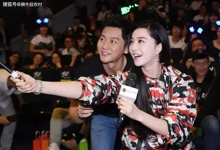 baby杨颖和李晨,困在跑男10年,他们的境地远比你想得更尴尬_范冰冰