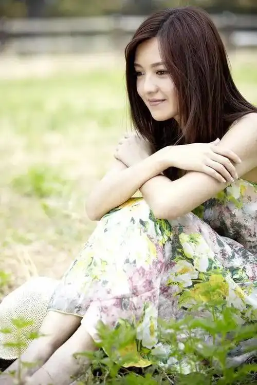 傅晶20张精美的照片