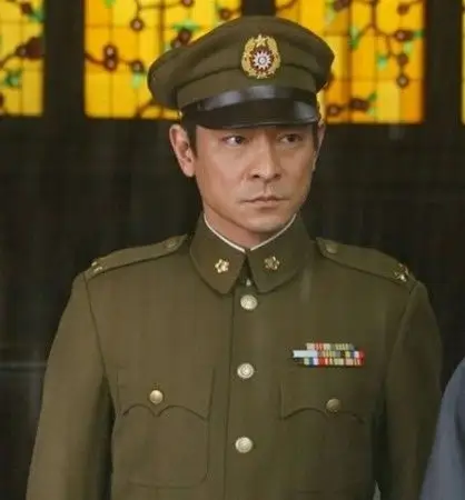 冯绍峰黄晓明张国荣陈冠希40位男星军装谁最帅