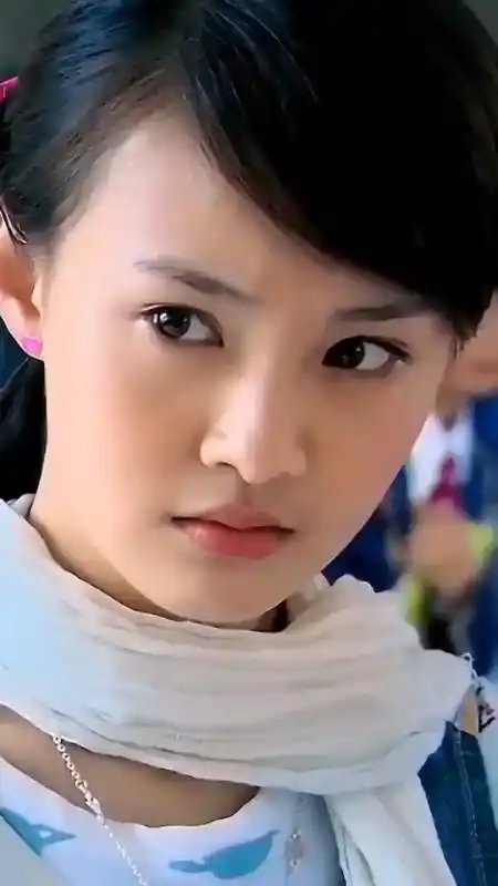 明星十年前郑爽,还没整容时的样子