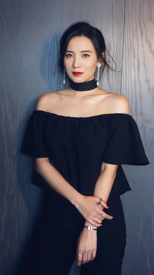 英气美人小宋佳,高清图片,手机壁纸