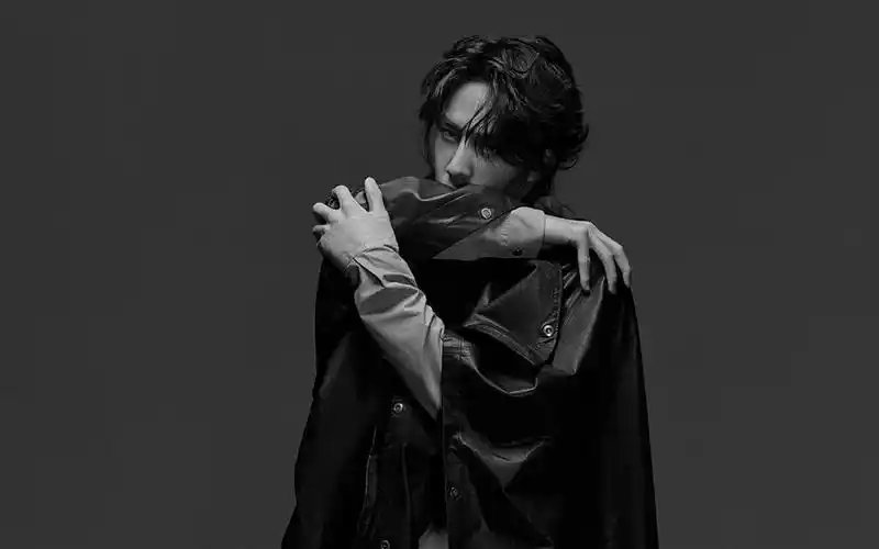 时装男士3月封面王一博帅气写真,高清图片,电脑桌面-壁纸族