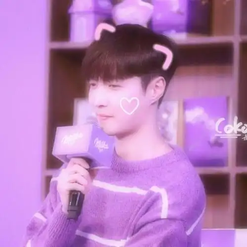 张艺兴>头像,紫色妙卡巧克力,自截调/喜欢收藏,抱图点赞.禁二改.