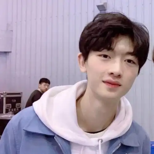 发现了徐少和沐仁长得好像啊ωノ