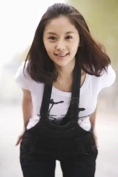 class="ref" data-ctrid="2klv8zkzlcq">王子文,原名王蒙蒙 /span>